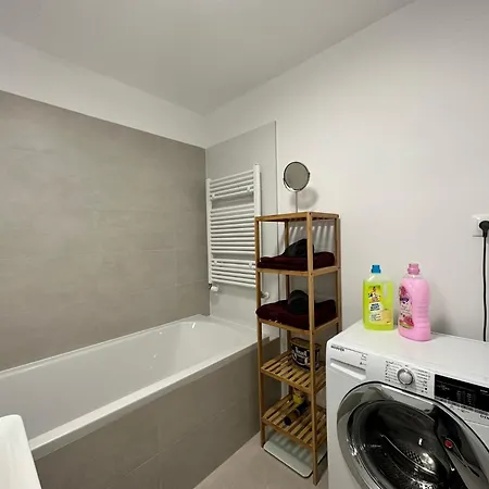 Apartment Vyhlad Na Mesto, 24. Poschodie, Free Parking Pressburg