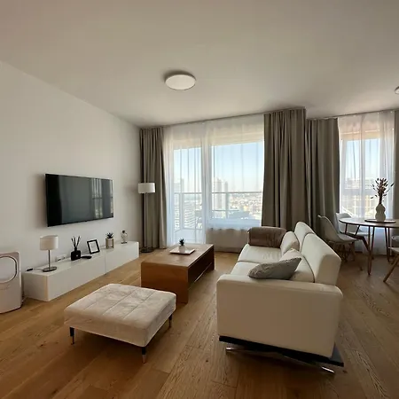Vyhlad Na Mesto, 24. Poschodie, Free Parking Bratislava