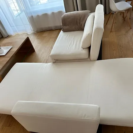 Vyhlad Na Mesto, 24. Poschodie, Free Parking