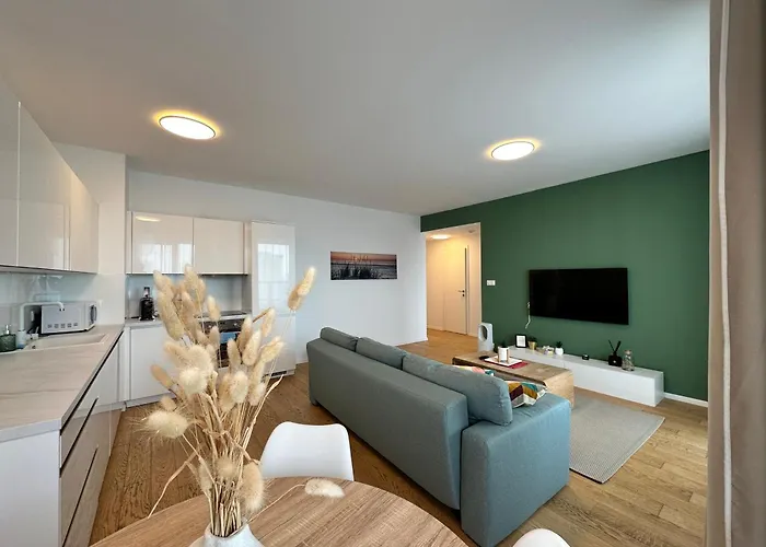 Vyhlad Na Mesto, 24. Poschodie, Free Parking Apartmán Bratislava