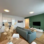 Vyhlad Na Mesto, 24. Poschodie, Free Parking Apartamento Bratislava